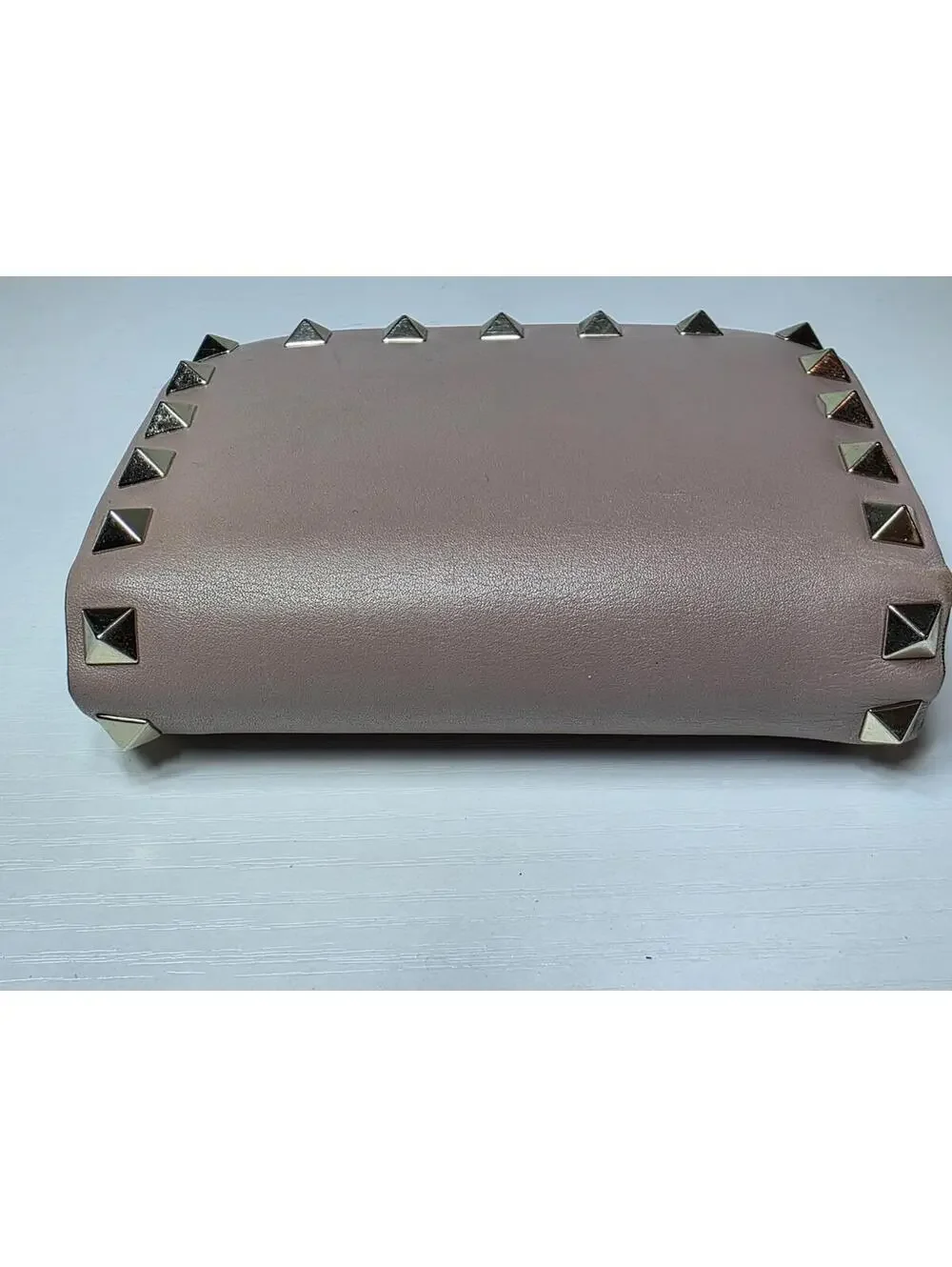 Valentino Garavani Rockstud Bifold Wallet Leather Pink Beige